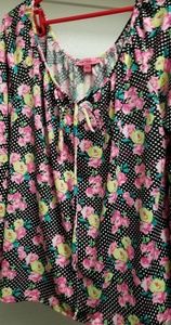 Betsy Johnson sz XL top